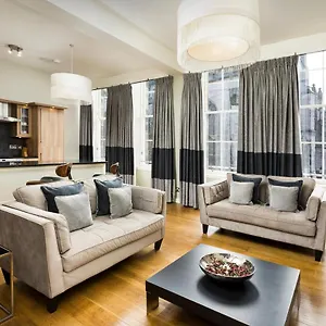 Aparthotel St Giles